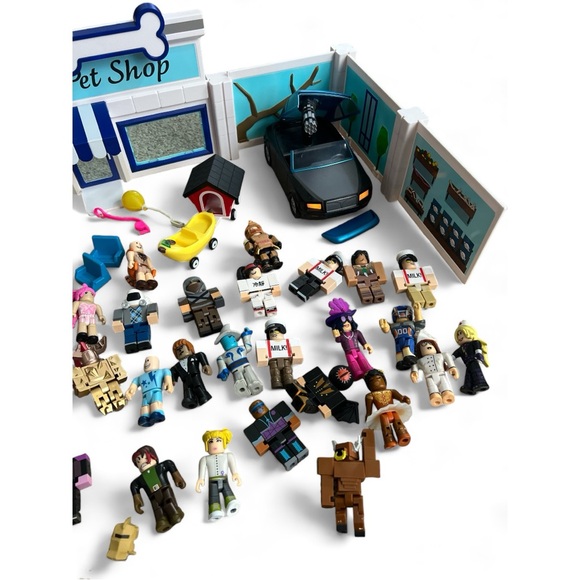 Roblox Pet Shop Toy Lot Action Figures - Picture 3 of 4